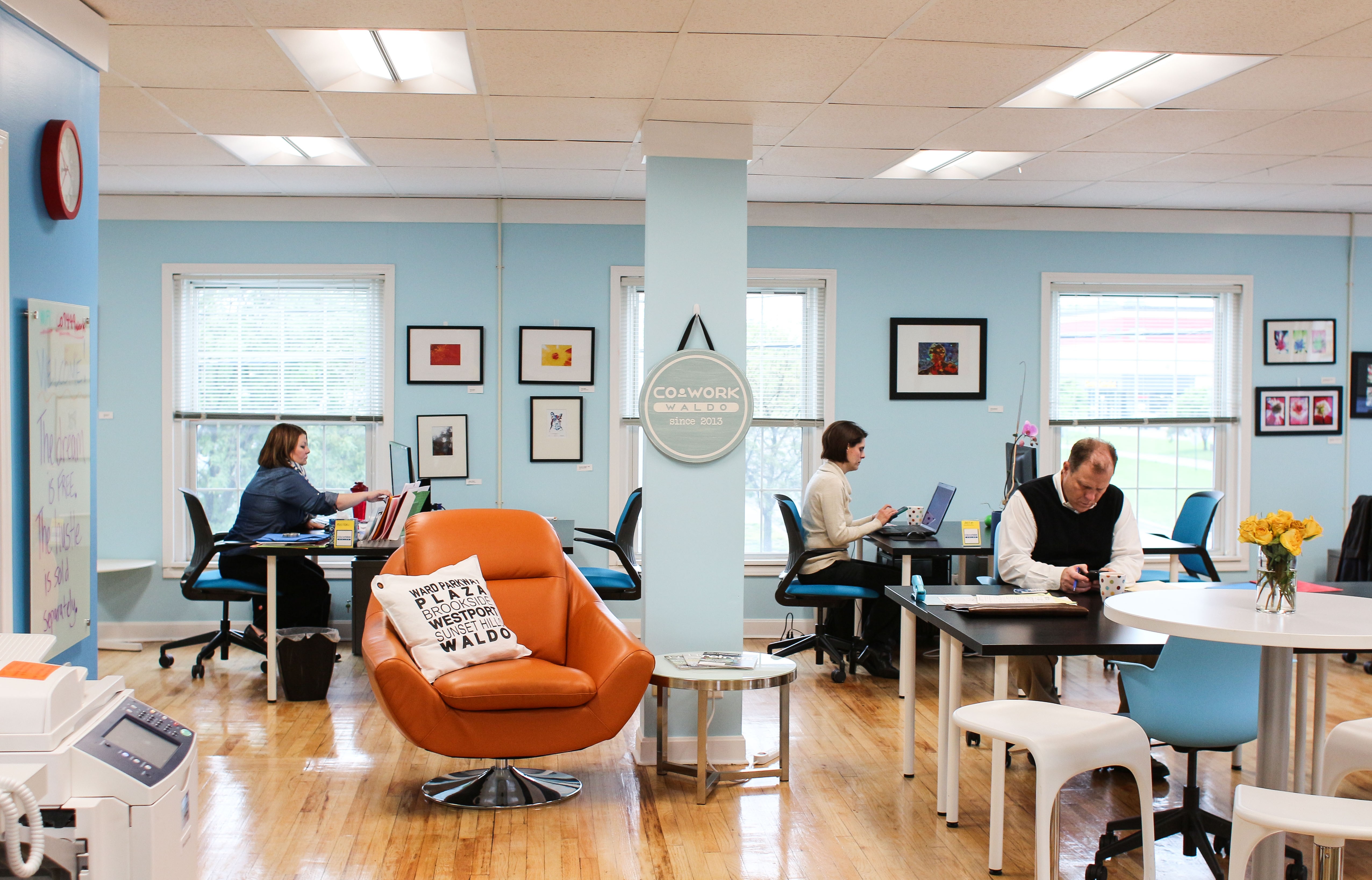Shaping the sharing economy: Women in coworking