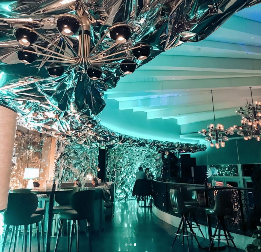 Nine Zero One Igloo Bar at The Fontaine Hotel; Photo by Michelle Layman @eventsbyelle