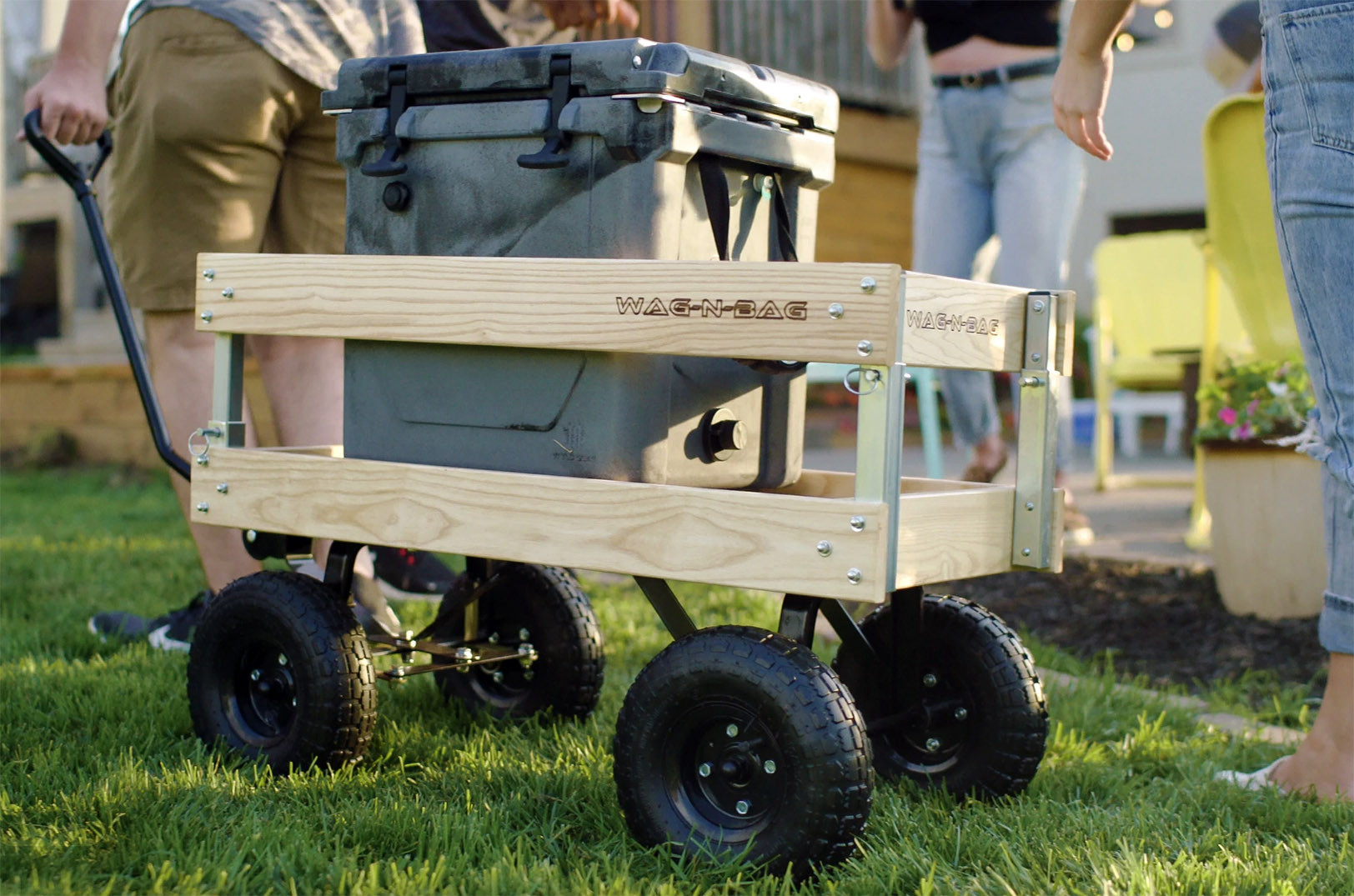 Demand for Wag-N-Bag rolls back, co-founders say; portable game wagon just needs a second push