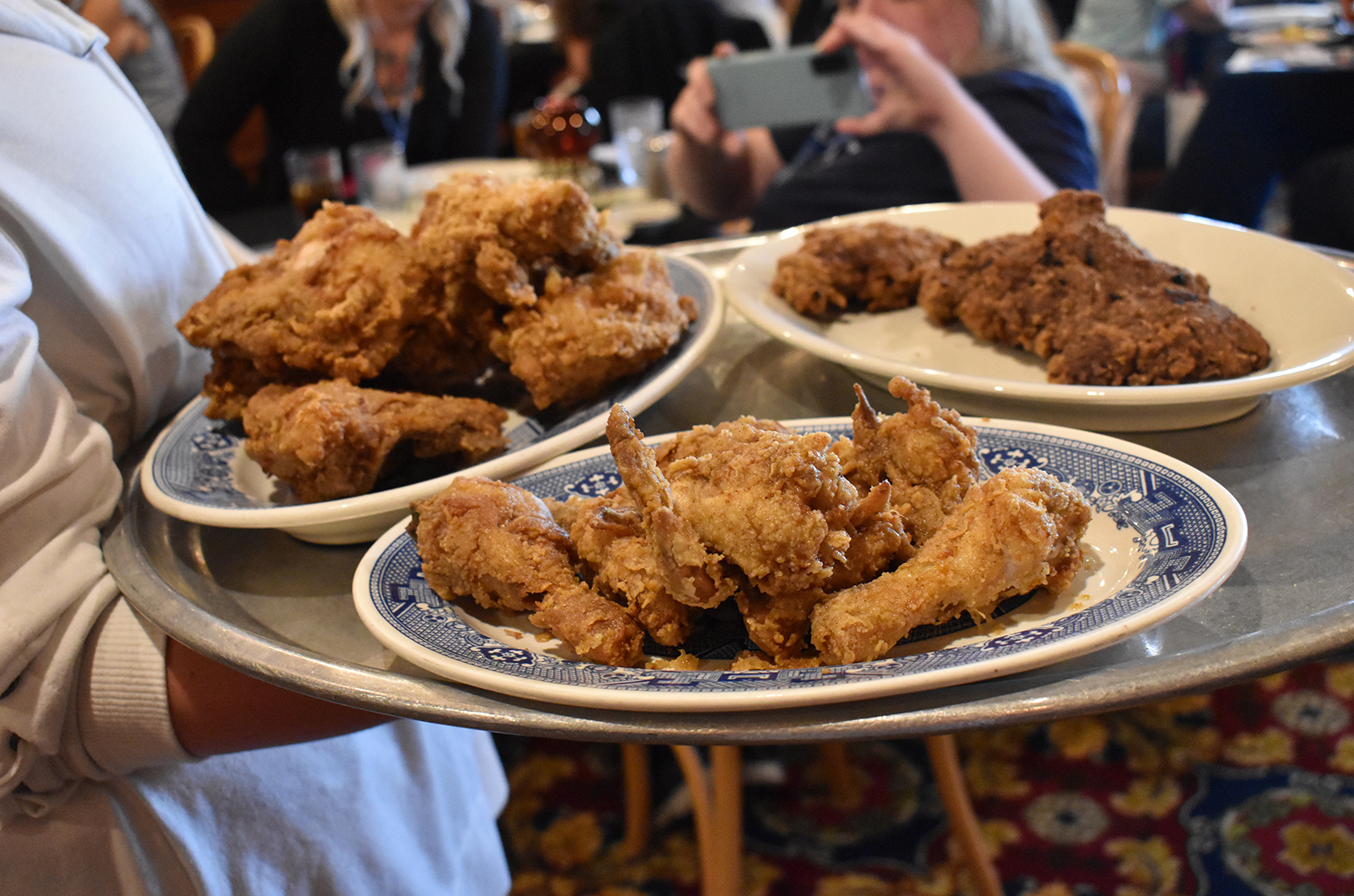 Where’s the beef? Coming soon to this famed Kansas fried chicken spot? A sixth-generation cattle family’s prize-winning steaks