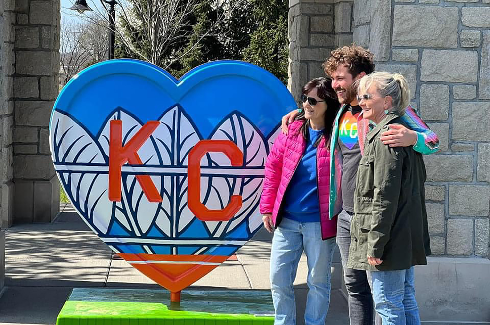 Miss KC’s Parade of Hearts? You’re in luck: Popular citywide art returning in 2023, 2024