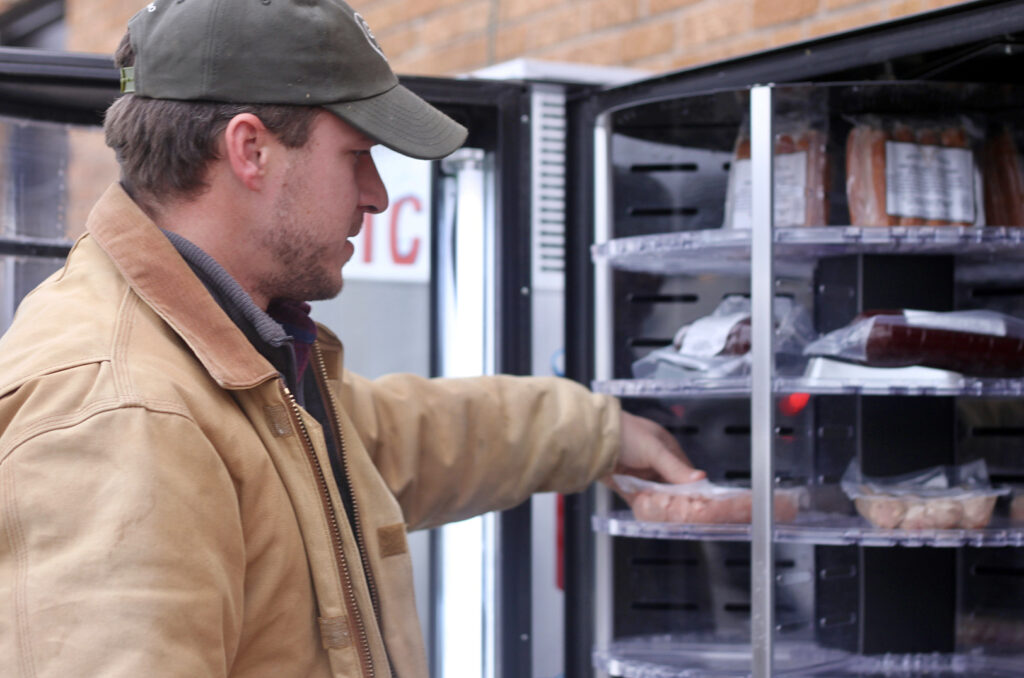 Green Grass Cattle Company vending machine 04 – Startland News