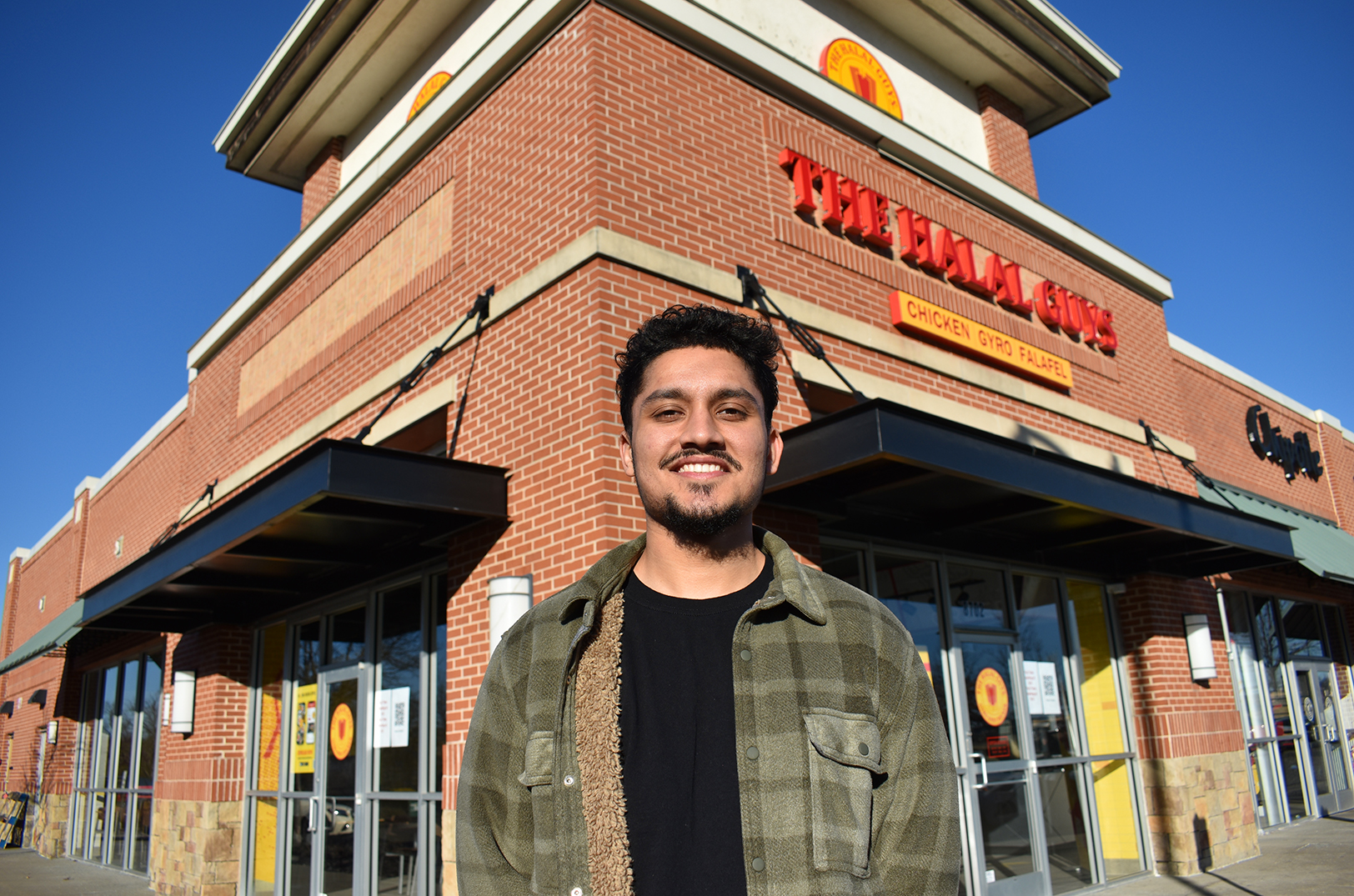 Opening day: Long-awaited halal food franchise arrives in KC with more locations on the menu