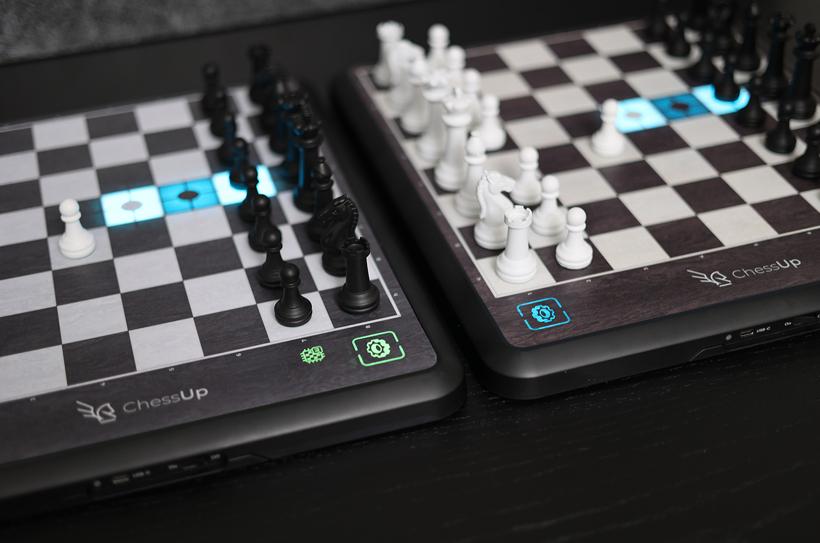 ChessUp: Chess Smart Board for All Ages – Bryght Labs