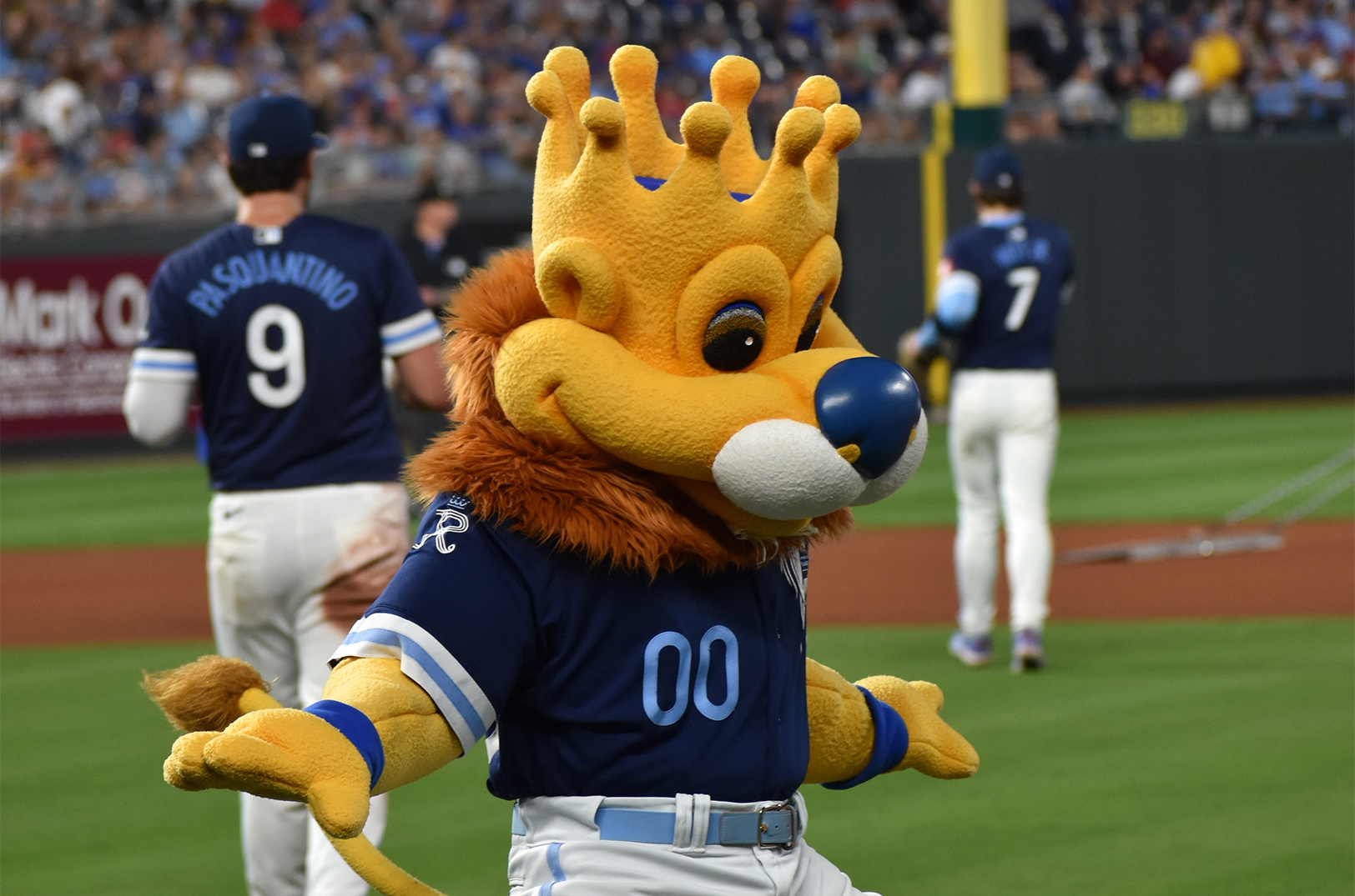 The brands are promotin’ some ball: KC businesses look to capitalize on Royals’ playoff return