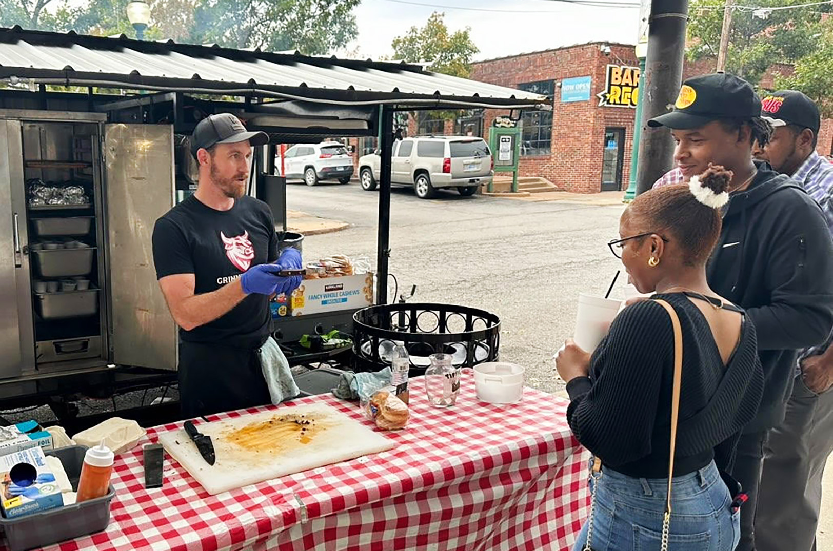 New Texas BBQ spot cooking in Westport; pitmaster says he’ll have the best brisket in KC