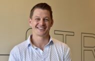 Indoor golf concept shoots past the rough with tech driver, hooking franchise success across US