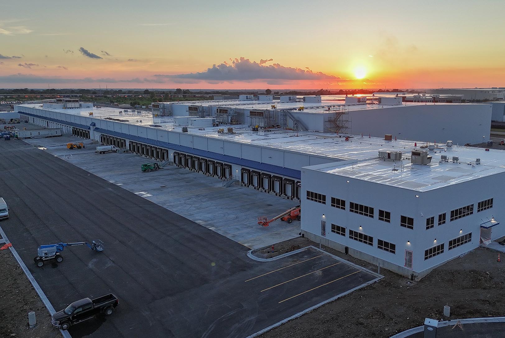 South KC hub heats up with $100M+ cold storage investment; logistics site expected to bring 190 jobs