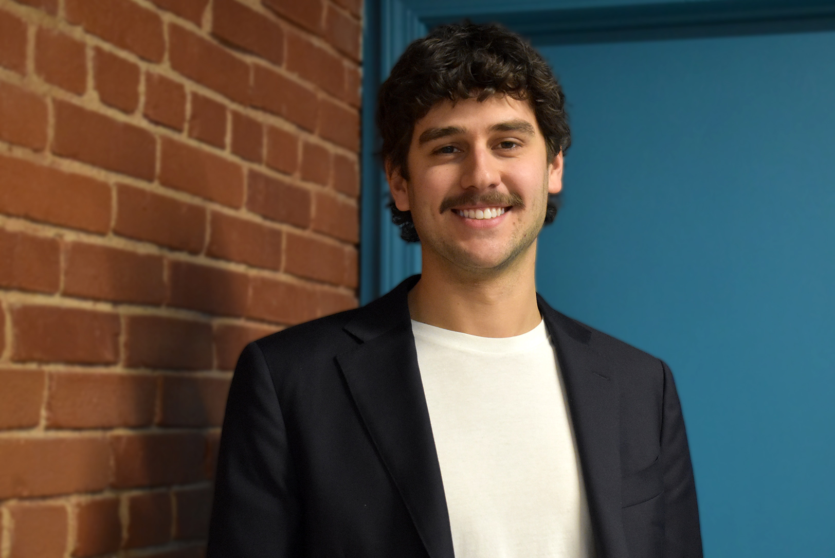 Hack in traction: Startups learn hustle shortcode for winning customers, narrow focus